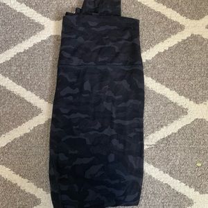 Lululemon black camo align leggings